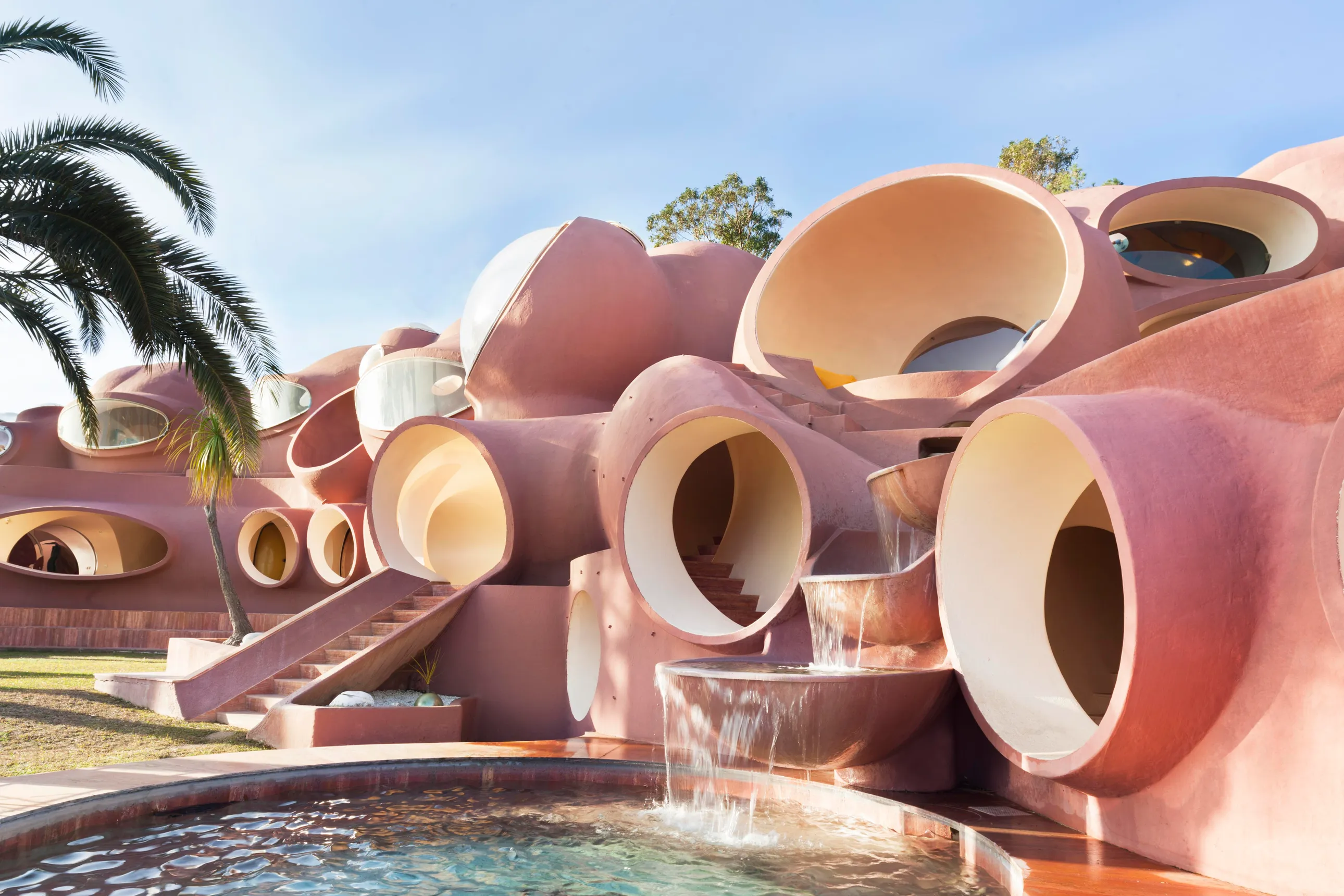 Palais Bulles de Pierre Cardin